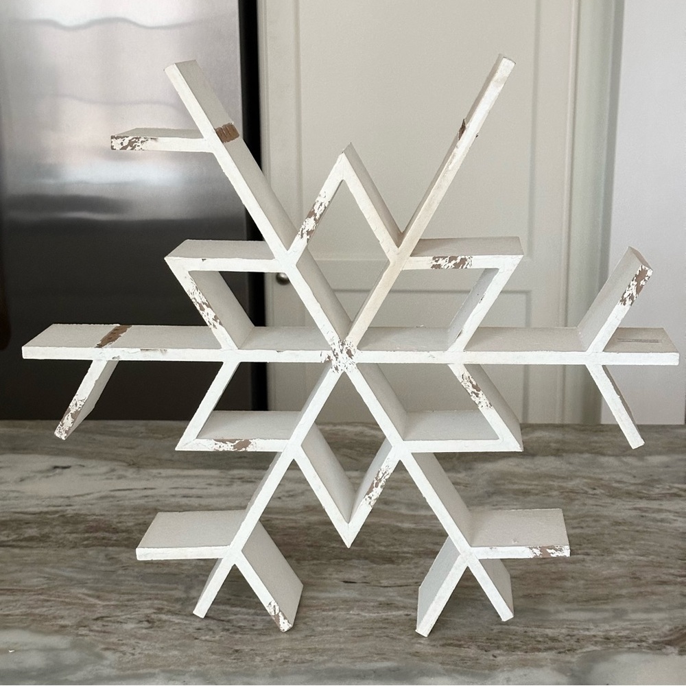 Large White Distressed Wood Snowflake - Rustic Holiday Winter Christmas Decor
